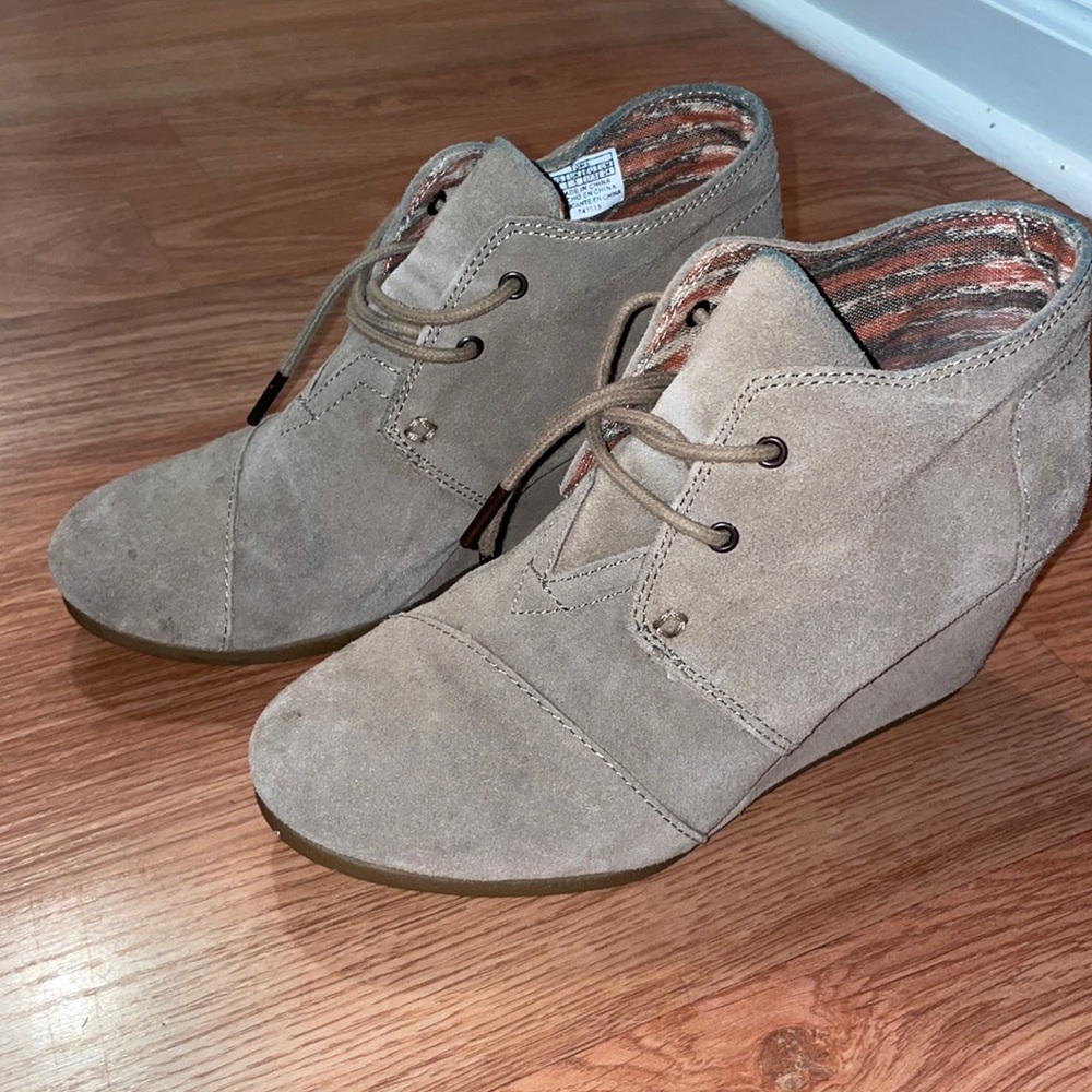 Tom wedges